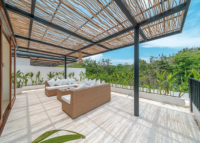 Casa Nido - New 2br Uluwatu, Pool & Rooftop Near Beach! Вилла Улувату