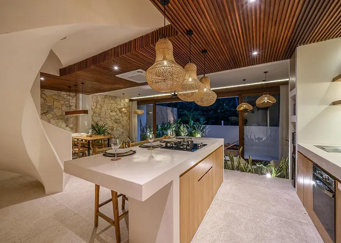 Casa Nido - New 2br Uluwatu, Pool & Rooftop Near Beach! Вилла