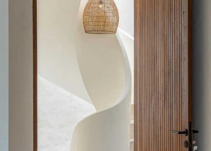 Casa Nido - New 2br Uluwatu, Pool & Rooftop Near Beach! Вилла Улувату
